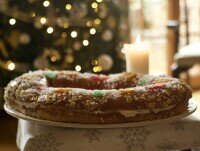 Roscones de Reyes. Elige tu relleno favorito entre nata pastelera, trufa o crema.
