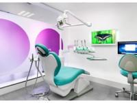 Equipamiento Dental. Equipamiento para clínicas dentales