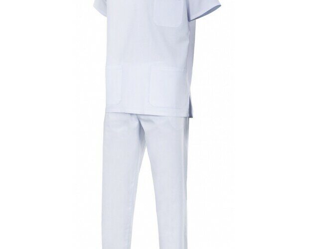 Pijama sanitario. Compuesto de casaca con cuello de pico y pantalón con cintura elástica