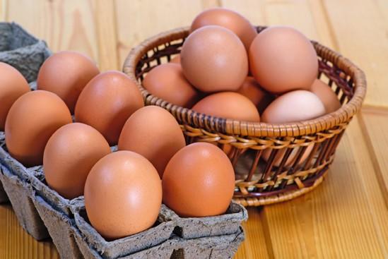 Huevos. Huevos frescos de gallina de la mejor granja