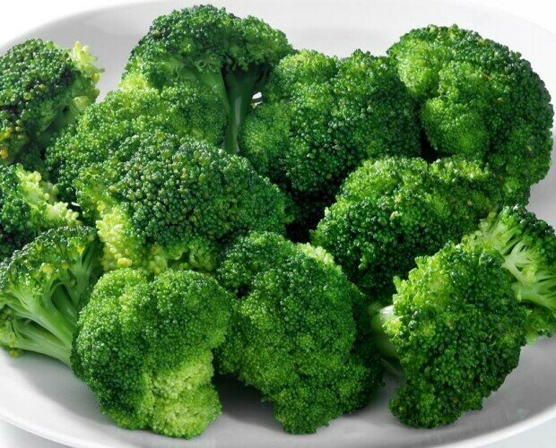 Brócoli. Ofrecemos gran variedad de verduras