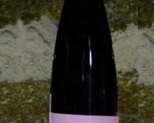 Vino 7 Navas Rosado 2010. Este vino se obtiene del mosto flor, fermentado en madera de roble para obtener la máxima expresión de la garnacha en su vertiente...
