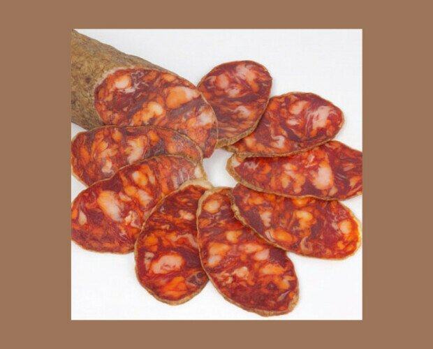 Chorizo Ibérico Cular. Con su conocido y apreciado sabor y aroma.
