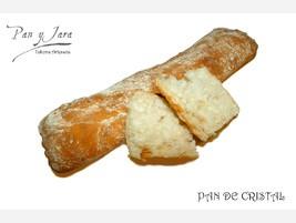 Pan del Día. Corteza fina y crujiente, miga de un sabor exquisito