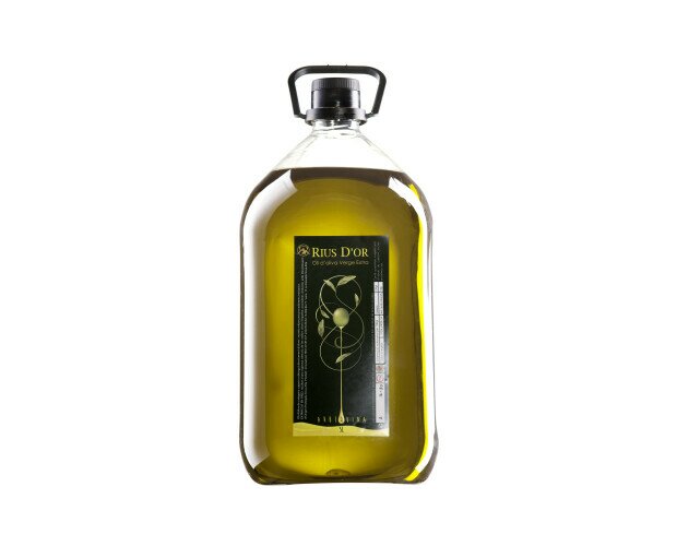 Oli Arbequina 5 l. Es un aceite de oliva que posee una gran suavidad, es ligero, tiene un olor afrutado