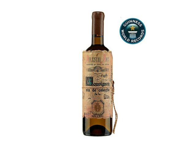 Colección de oro Sauvignon 2013. Vino blanco seco de colección producido a partir de uvas Sauvignon