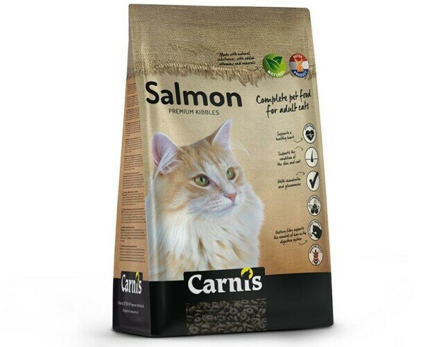 Alimento seco de salmón para gatos. Es un alimento saludable, equilibrado y sin cereales