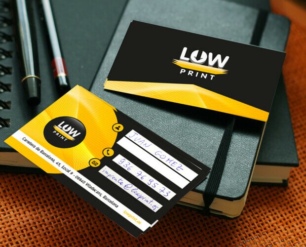 Impresión de tarjetas de visita. Impresión de tarjetas de visita personalizadas con acabado Premium en ALTA CALIDAD.