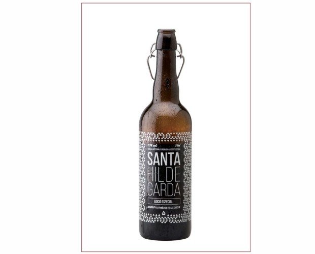 Caja 6 cervezas Santa Hildegarda 75cl. Recibe el nombre de “Winter Beer” o “Cerveza de Navidad”