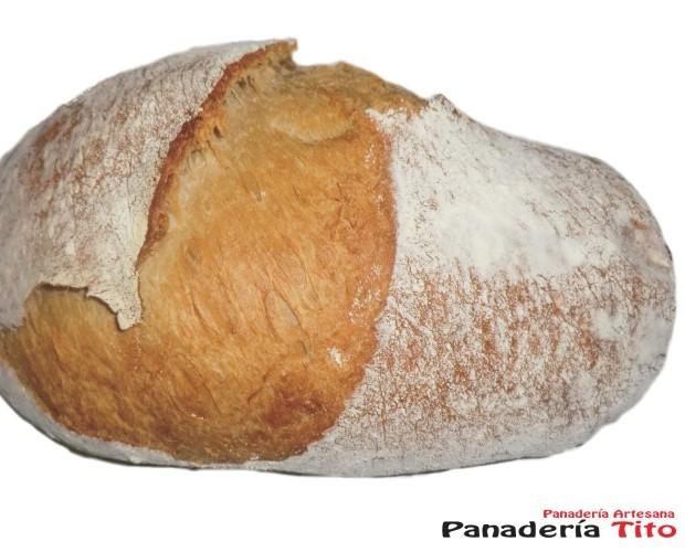 Pan artesano. Elaborado con la mejor materia prima del mercado