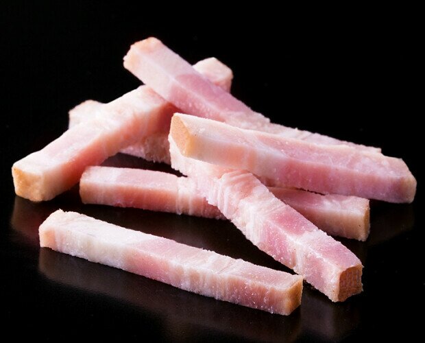 Bacon ahumado tiras. Tiras de bacón ahumado ideales para todo tipo de recetas.