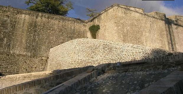 Muralla de Pamplona. Hemos reconstruido la muralla de Pamplona