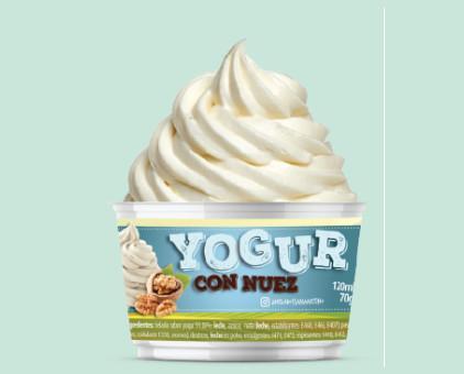 Yogur con nuez. La cremosidad del yogur contrasta a la perfección con el sabor de nuestras nueces 100% gallegas