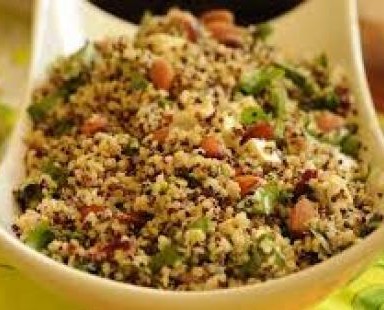Ensalada de quinoa. Platillos que se pueden elaborar con quinoa
