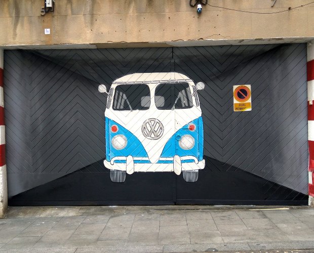 Parking grafiti vw. Pintura parking privado con diseño furgoneta vw