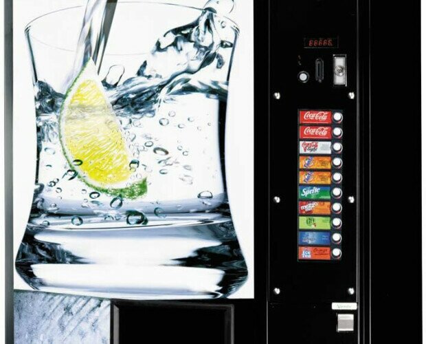 Máquina de refrescos. Ofrece más selecciones y más espacio de venta