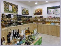 Aceite de Oliva Gourmet. Interior de la tienda de Palma de Mallorca