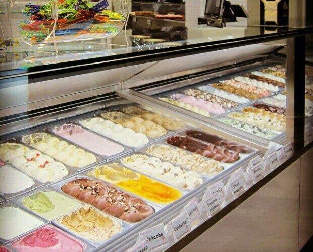 Variedad de sabores. Ofrecemos más de 40 sabores de helado