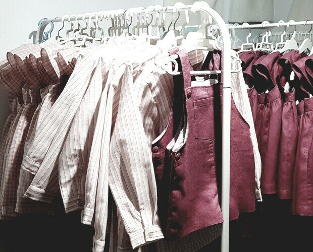 Produccion de ropa. Vestidos, petos , camisas, pantalones