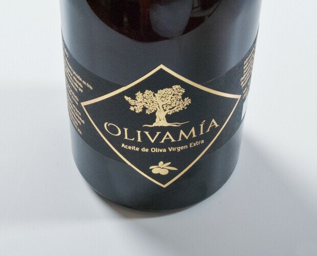 Aceite de Oliva Virgen Extra. Este recipiente permite una mejor conservación del producto