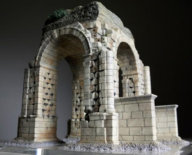Impresión 3D Arco. Maqueta Arco de Cáparra imprimido y pintado