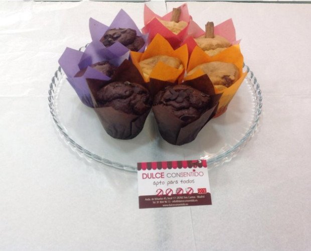 Muffin Variados Sin Gluten. Sabores: vainilla o chocolate con  pepitas de chocolate o frutos rojos