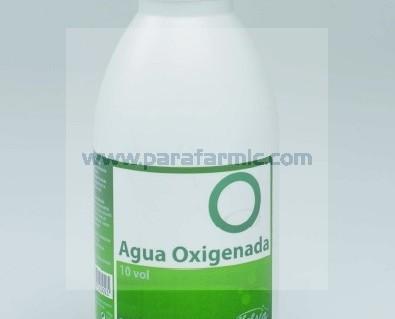 Agua oxigenada. Envase de 250 ml