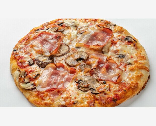 Pizza bacon portobello. Mozzarella 100%, champiñón portobello, bacon, salsa de tomate y queso