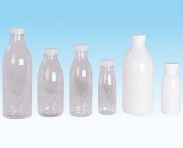 Botellas plásticas. Ideales para zumos