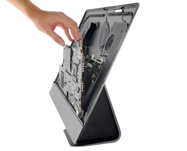 Reparación de Ordenadores.Reparar iMac en Barcelona, cambio disco duro a SSD, cambio pantalla