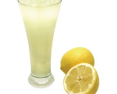 Granizado de limón. Bebida refrescante