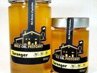 Miel Natural. Tiene uno de los aromas más agradables e intensos de toda la gama de miel de flores 