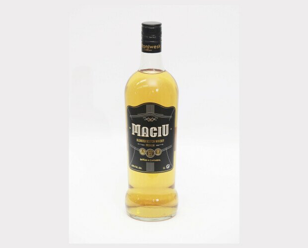 Scotch Whisky Maciu. Whisky Escocés con auténtico sabor y aroma a malta, maderas nobles y especias