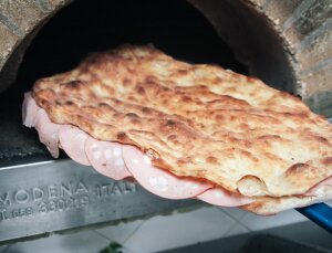 Base de pizza de 250gr con harina italiana 