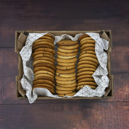 Caja de 50 cookies con pepitas de chocolate